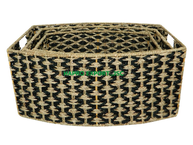 Rect Natural & black seagrass baskets 